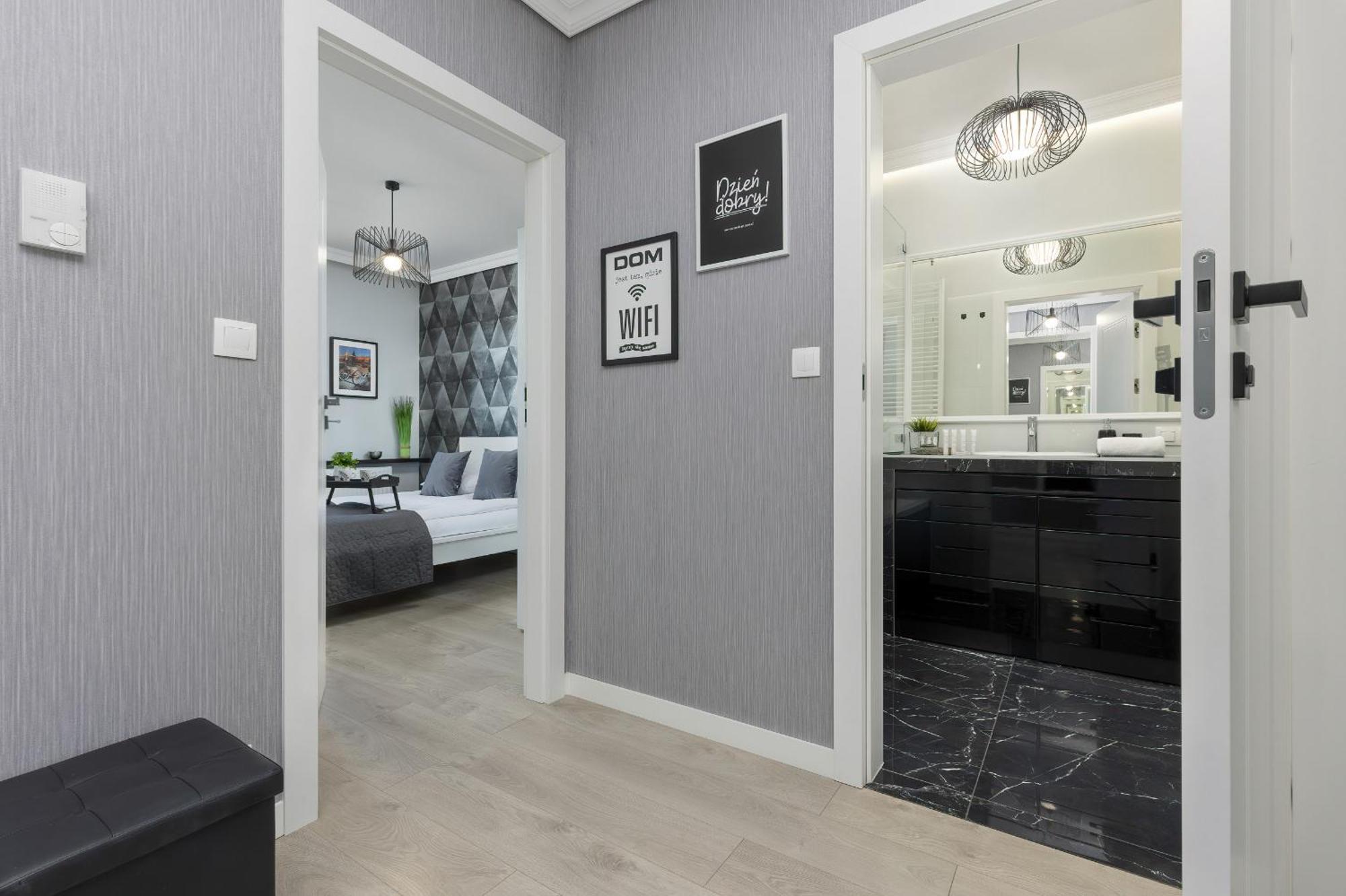 Podgorze Lipska Pet-Friendly Apartment With Balcony And Parking By Renters Prestige كراكوفيا المظهر الخارجي الصورة